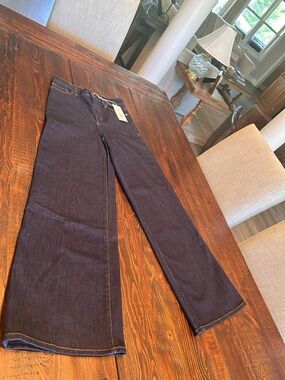 Frame Denim Dark Indigo Jeans with Contrast Topstitching